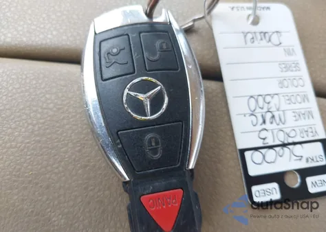 2013 Mercedes-Benz C 300 Luxury 4Matic/Sport 4Matic z USA, uszkodzony, nr VIN WDDGF8AB6DR295124